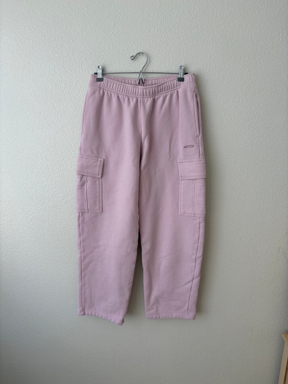 Aritzia Sweatfleece Mega Cargo Sweatpants M Pink Oversized Fleece Jogger Pants